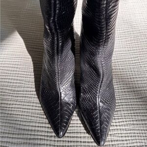 SCHUTZ Maryana Block Crocodile Embossed Leather Western Boots Women 10 Black